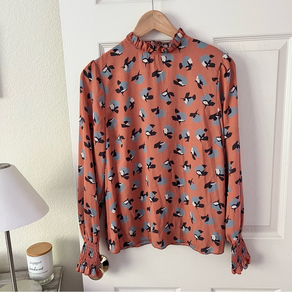 Elegant Floral Women's Blouse - Mauve with blue abstract print size medium